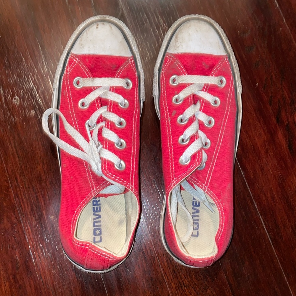 Red Converse